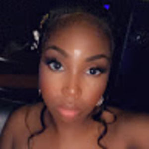 Meet your Posher, Whitney